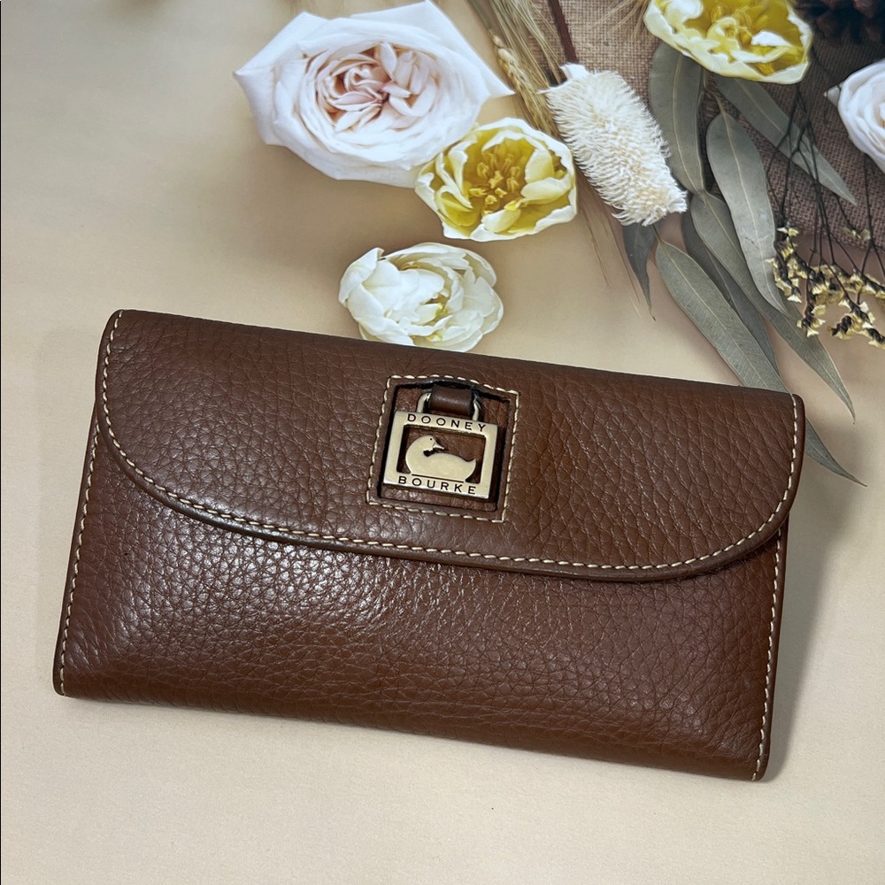 🦆 DOONEY & BOURKE DILLEN CONTINENTAL BROWN LEATHER TRIFOLD CLUTCH WALLET
